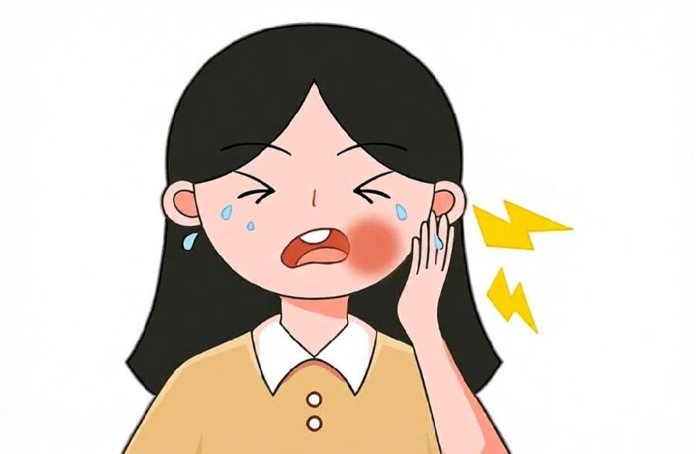 三种疼痛预示面瘫正在加重,千万别当成恢复信号白白耽误